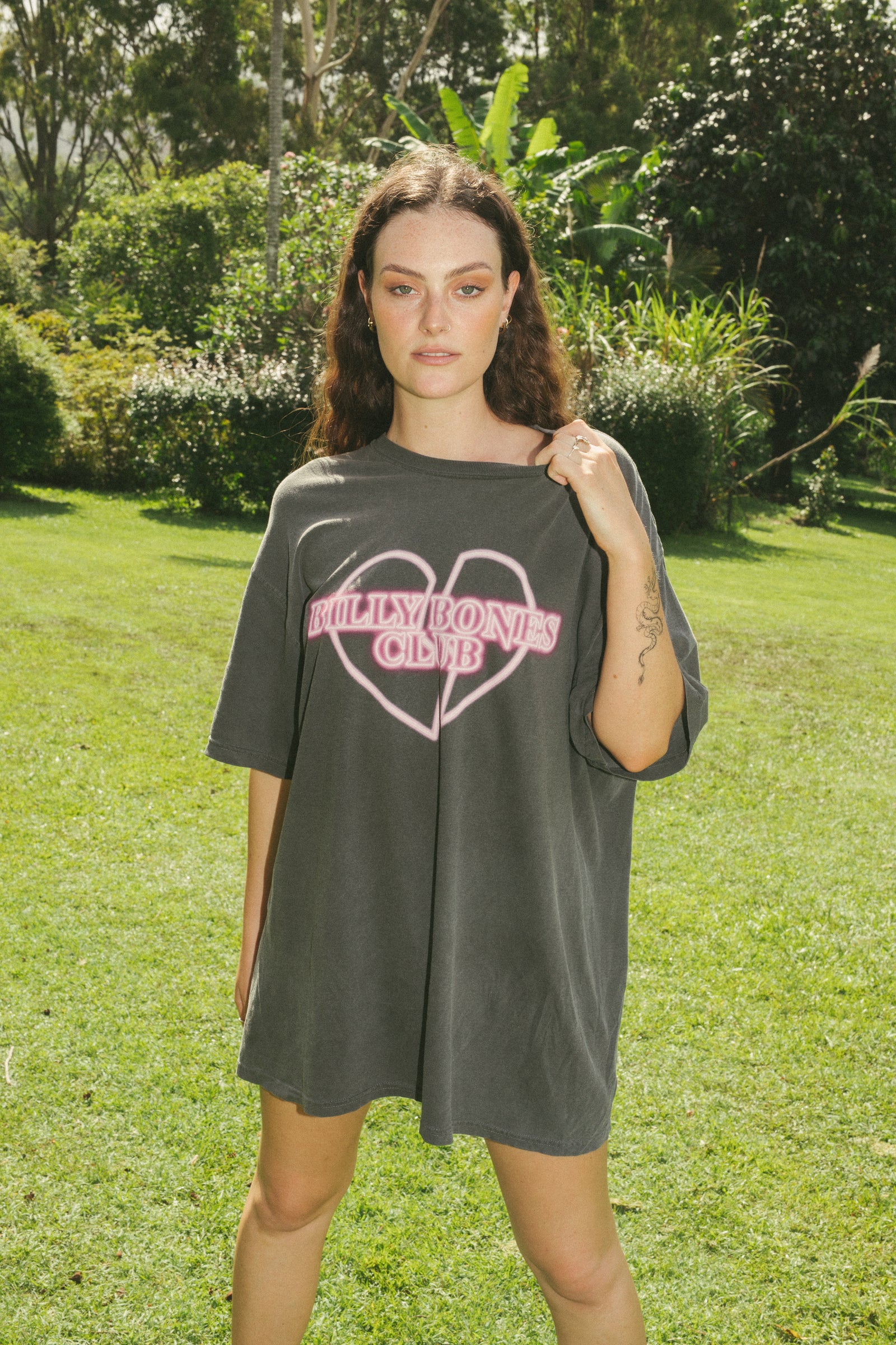 Heartbreaker Neon Tee - Washed Black