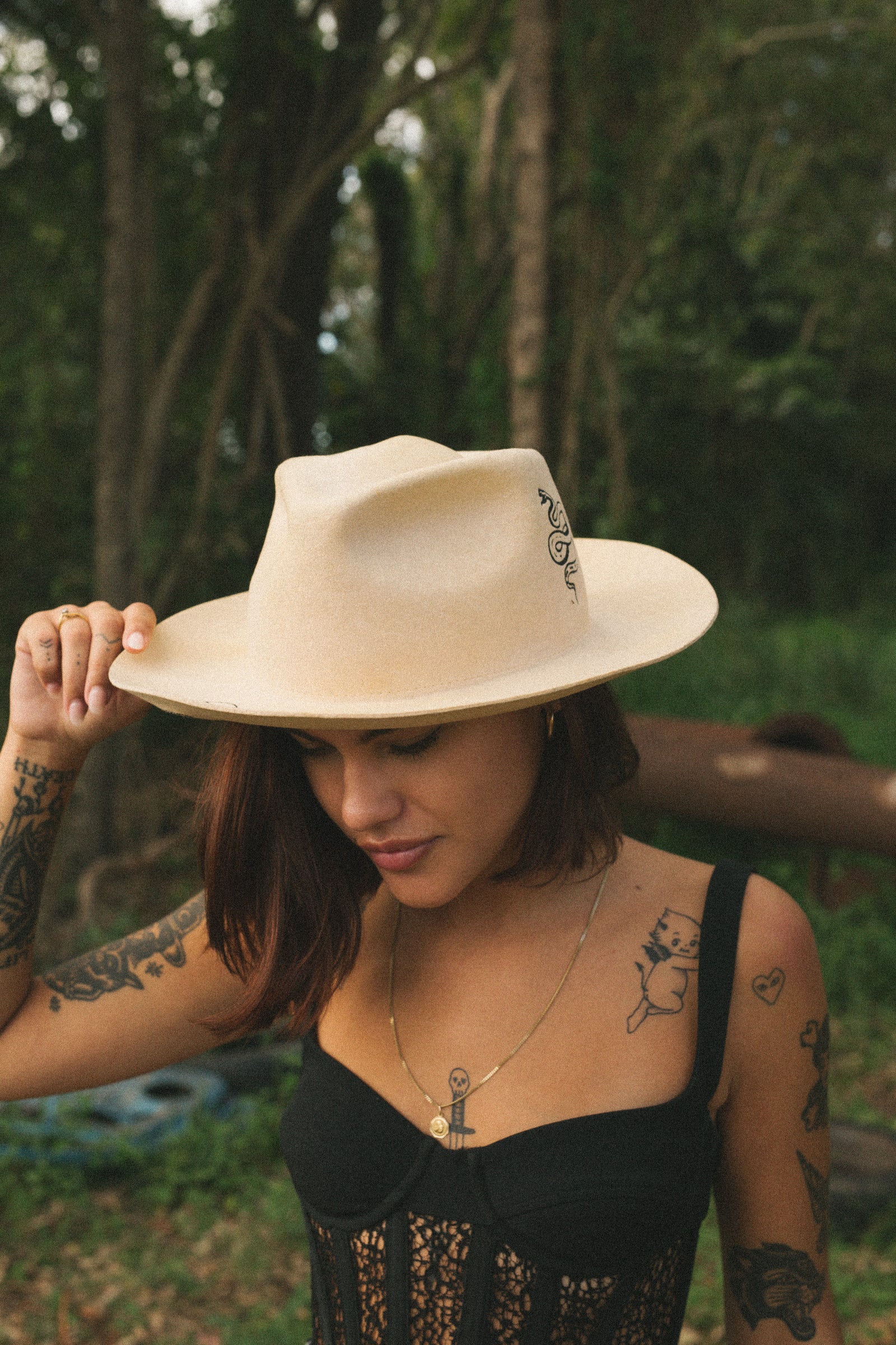 The Snake Fedora - Distressed White