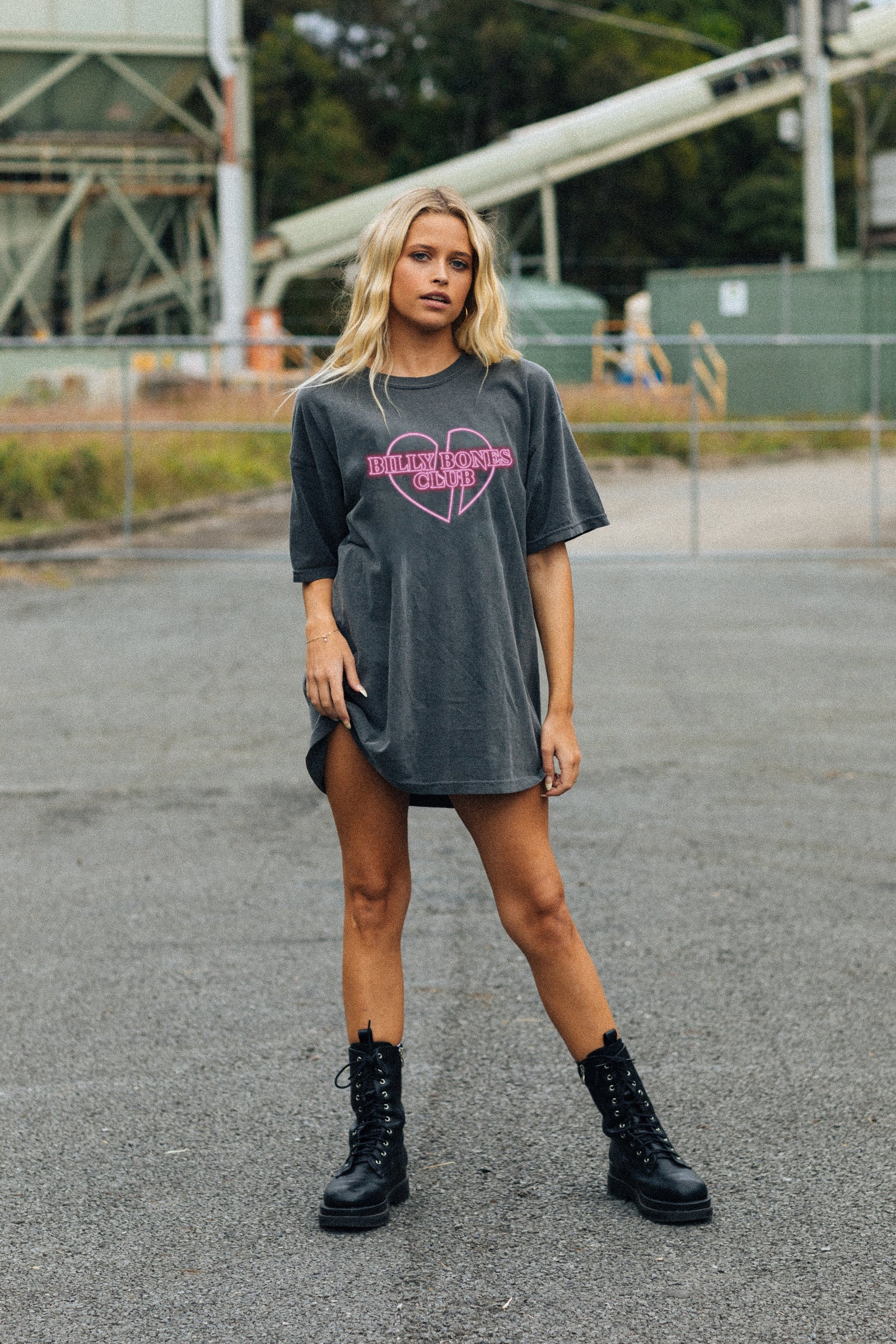 Heartbreaker Neon Tee - Washed Black